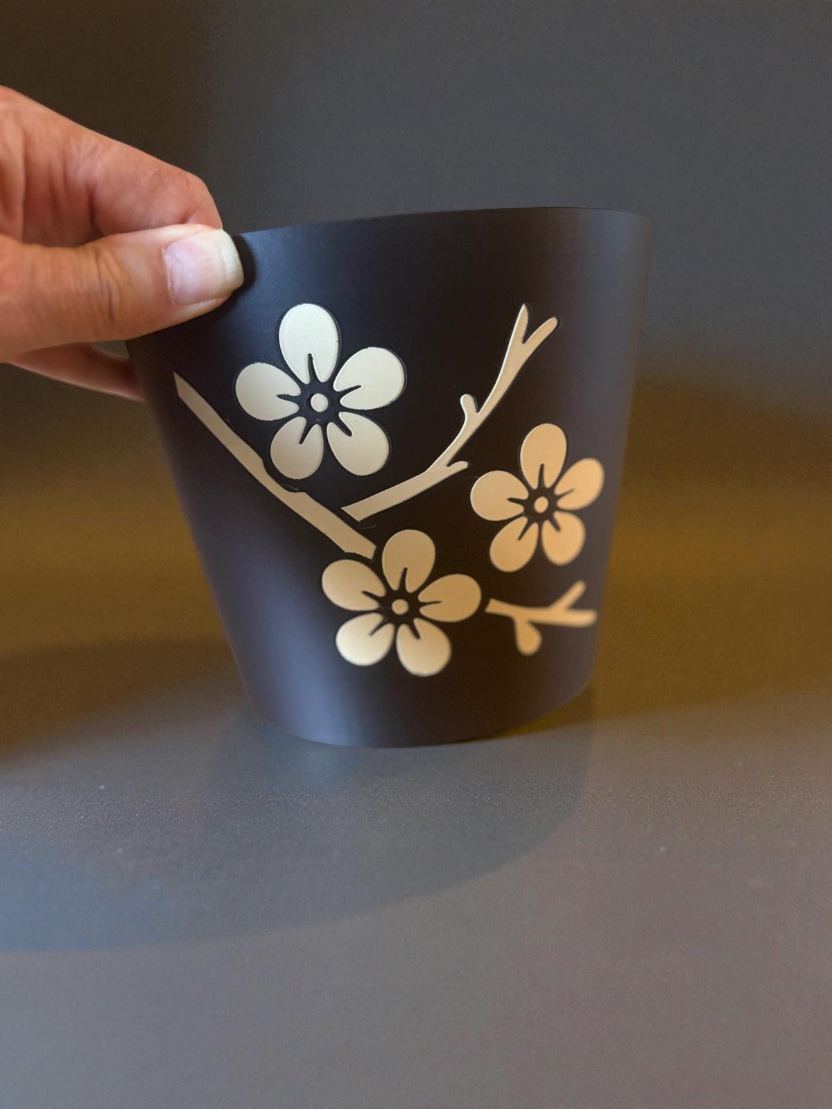 JAPANESE Cherry Blossom Planter - Elegant Black & Tan Cachepot with Sakura Design, Asian Home Decor, Indoor Plant Pot, Floral Holder