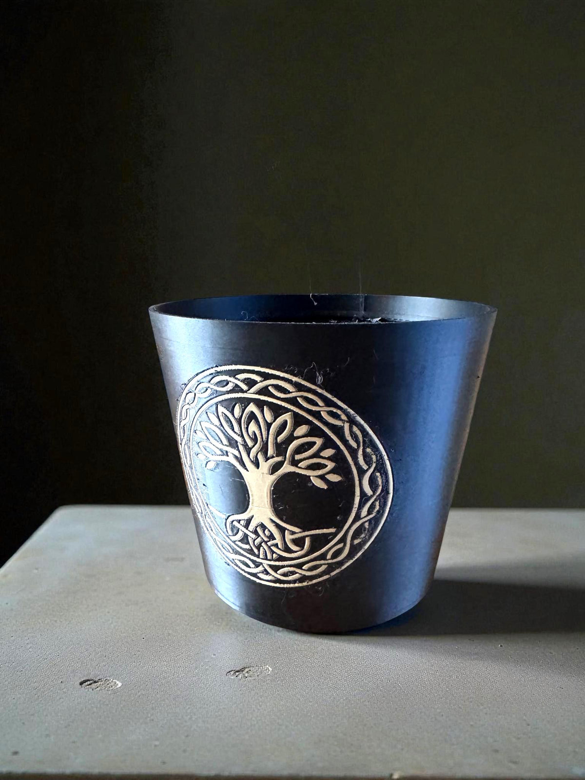 CELTIC TREE Of LIFE Cachepot, Sacred Grove Planter, Irish Family Roots Symbol, Spiritual Nature Decor, Black & Tan Pot, Indoor Garden Art