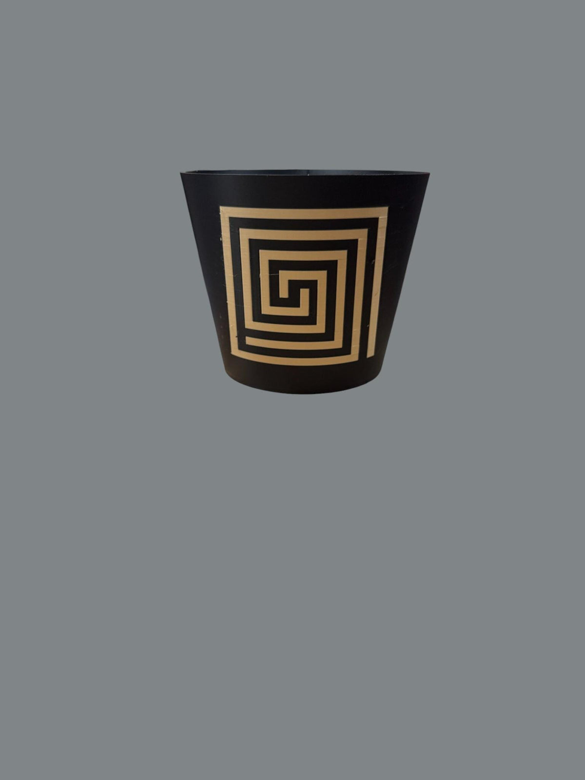MAYAN Labyrinth ART DECO Cachepot Cover, Geometric Planter Sleeve, Modern Black Beige Pot, Southwestern Home Decor, Housewarming Gift