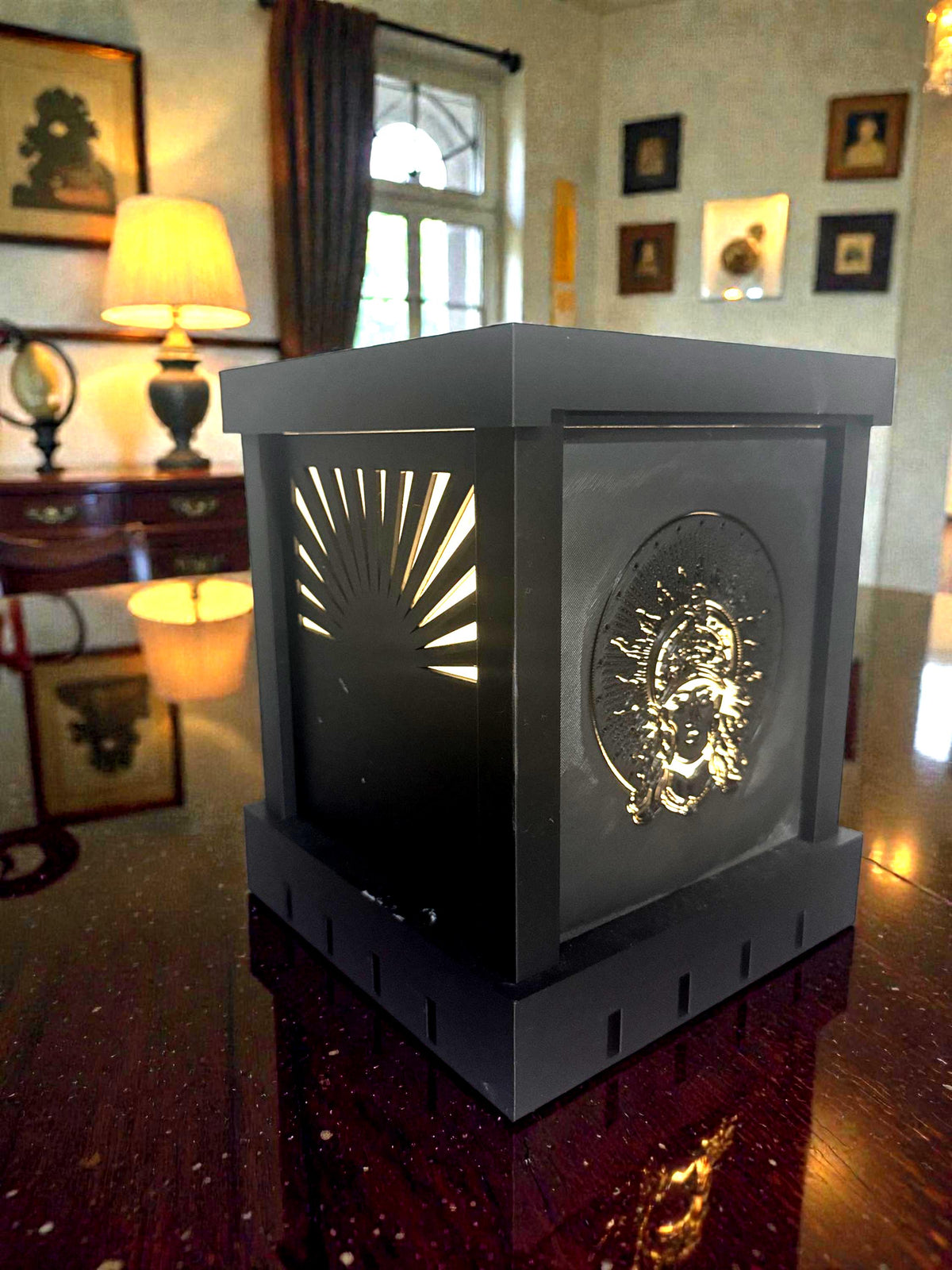 Sol Invictus Mayan Revival Lamp - ART DECO SUN Deity Mood Light - Mesoamerican Ancient Future Decor - Matte Black Celestial Desk Lamp