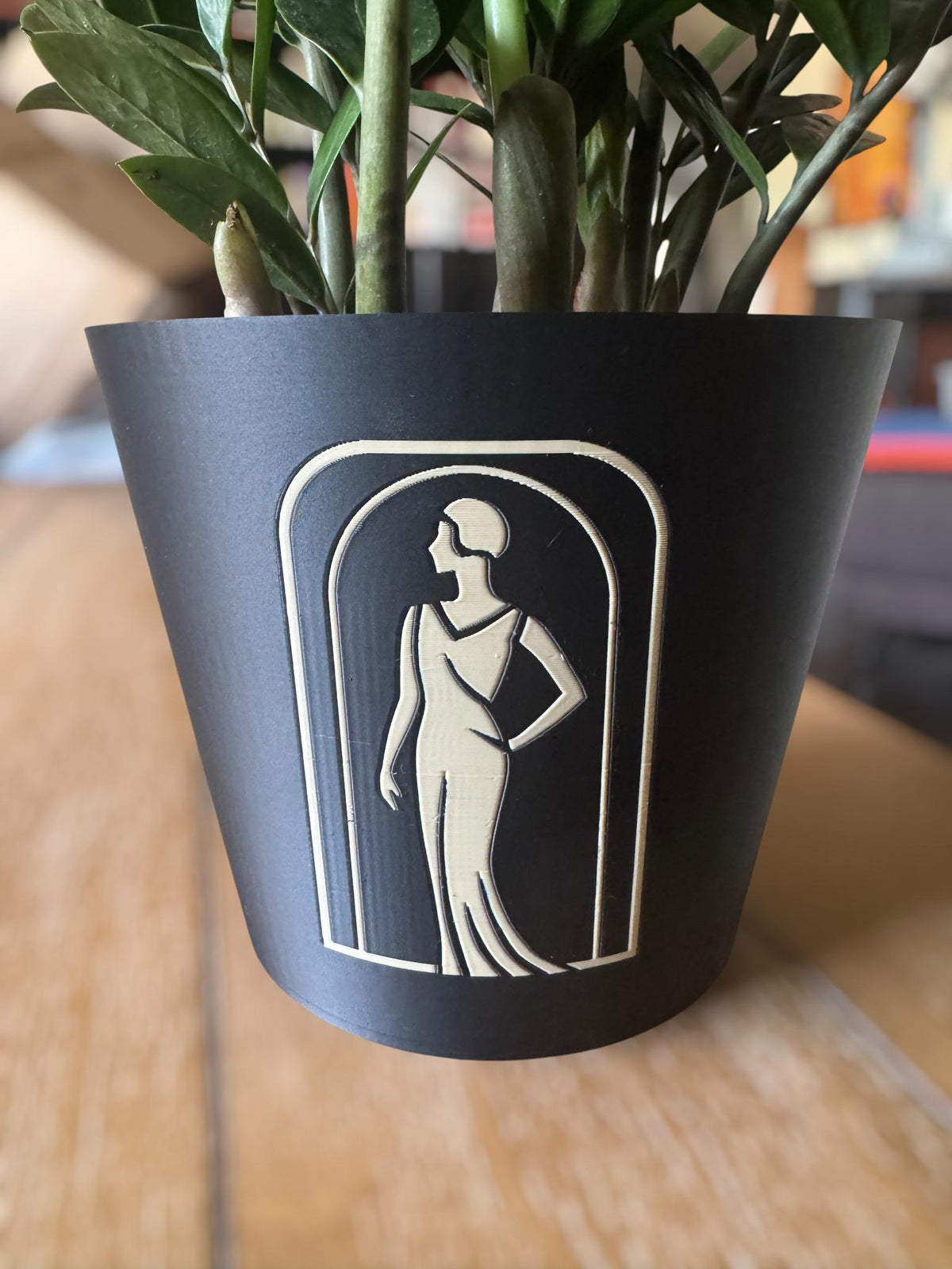 Art Deco Lady in Black Cachepot Planter  Elegant Two-Tone Vase, Black and Matte Tan Home Accent for Modern Interiors